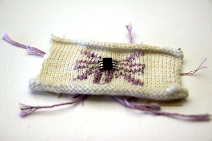 http://jenliujenliu.com/Files/gimgs/th-24_knitboard.jpg